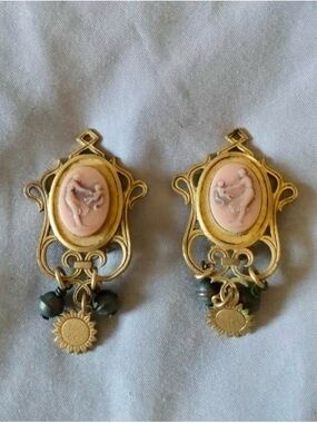Vintage JL Blin Paris Cameo Clip-On Earrings; Has Some Corrosion/Grime